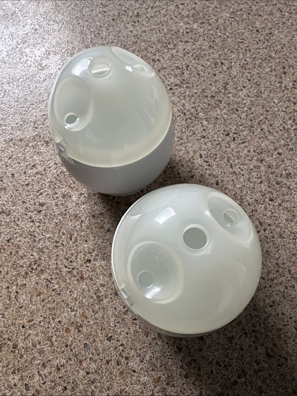 2 fr 1 Get Cracking Microwave Egg Cookers NWOT